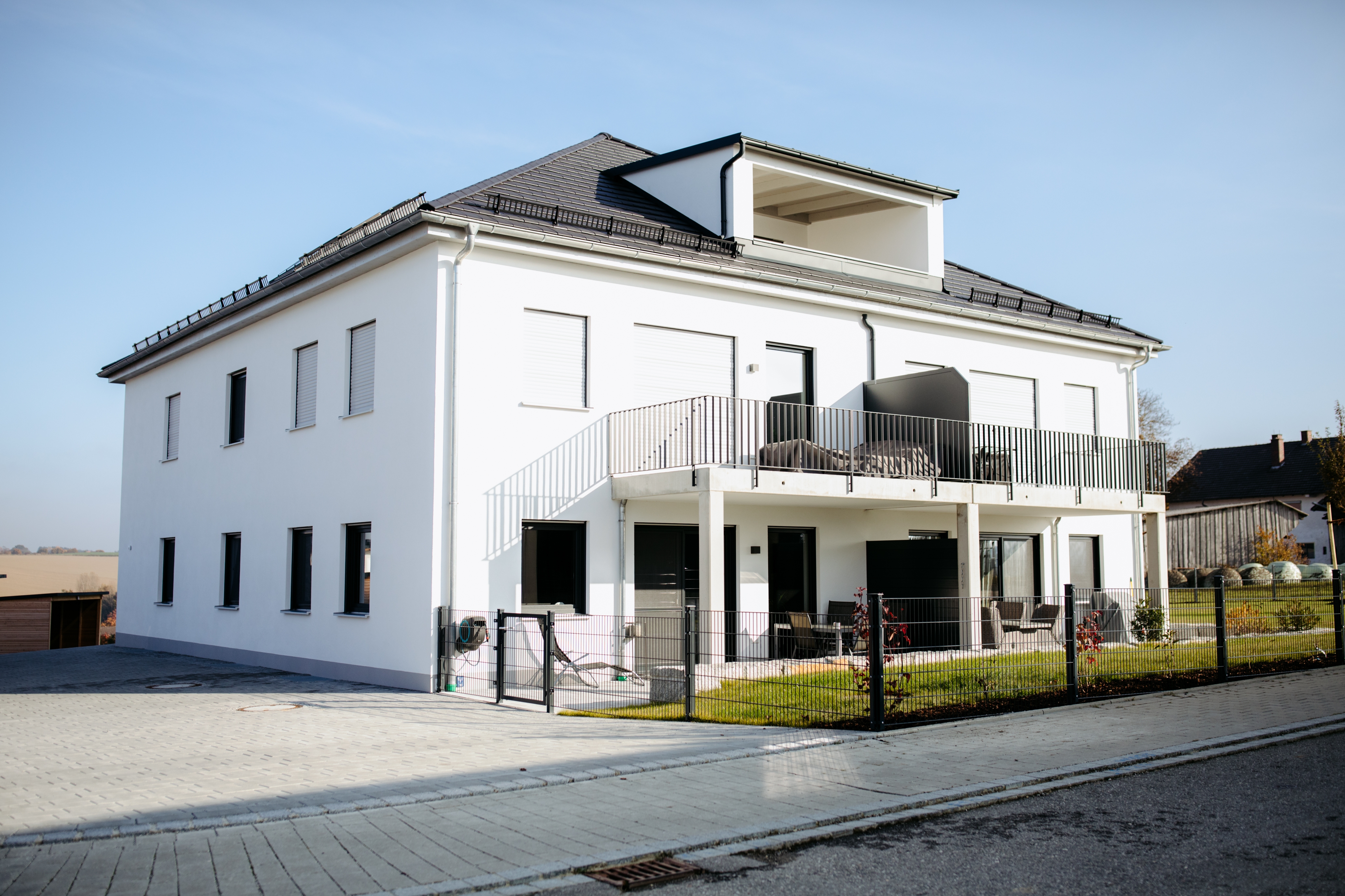 Neubau Mehrparteienhaus