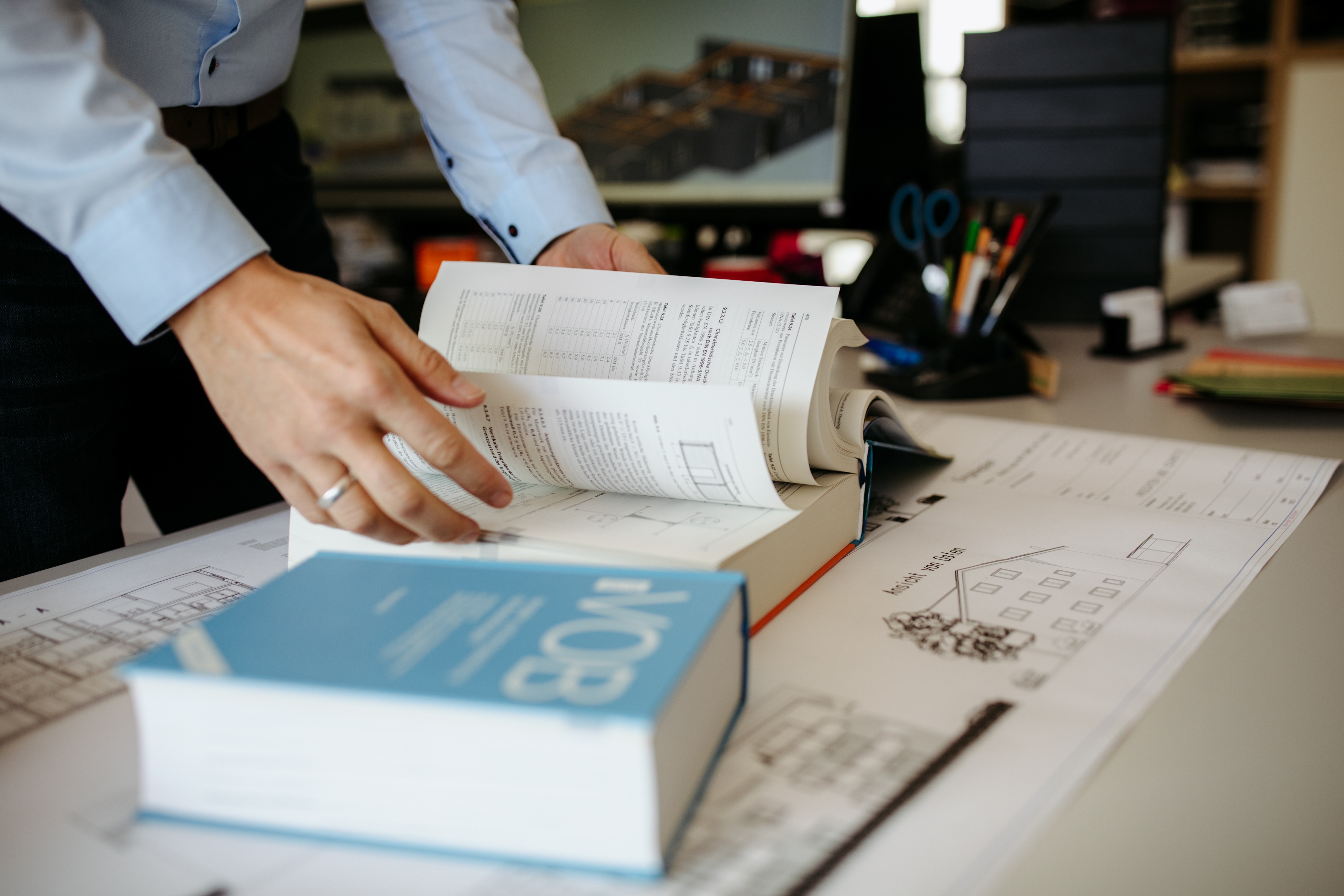 Überprüfung der Anträge